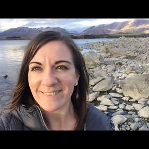 Meet your Posher, Ally